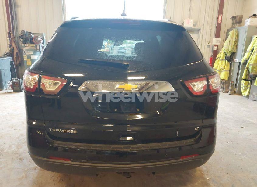 Photo 16 of 2017 Chevrolet Traverse 2LT (VIN 1GNKRHKDXHJ277247)
