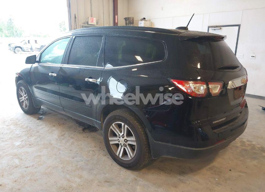 Photo 3 of 2017 Chevrolet Traverse 2LT (VIN 1GNKRHKDXHJ277247)