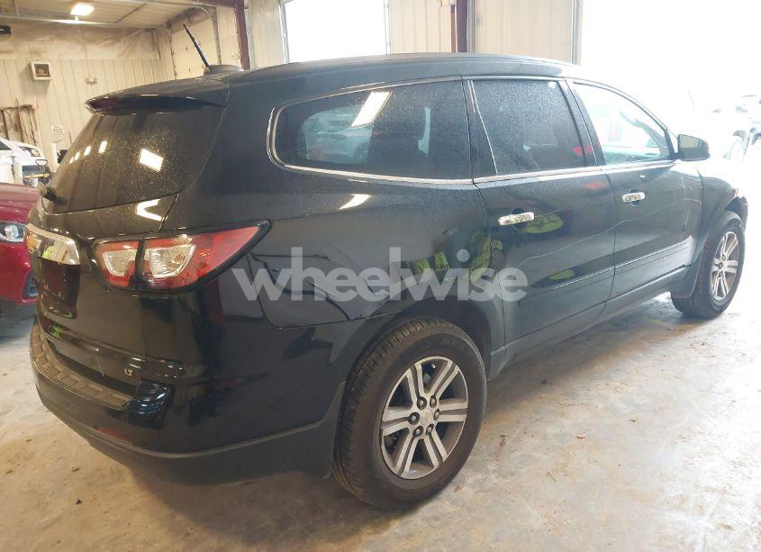 Photo 4 of 2017 Chevrolet Traverse 2LT (VIN 1GNKRHKDXHJ277247)