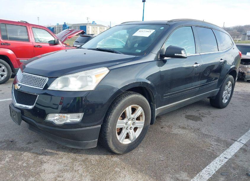 Photo 2 of 2011 Chevrolet Traverse 2LT (VIN 1GNKRJED0BJ144474)