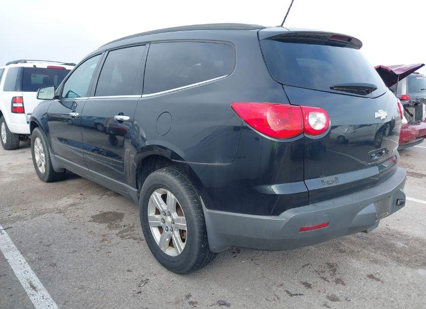 Photo 3 of 2011 Chevrolet Traverse 2LT (VIN 1GNKRJED0BJ144474)