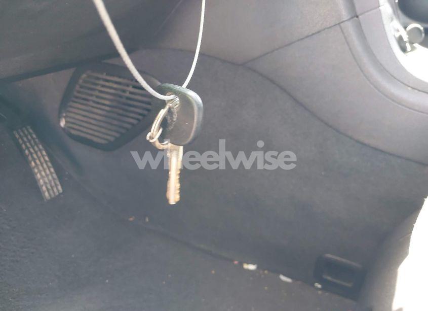 Photo 11 of 2011 Chevrolet Traverse 2LT (VIN 1GNKRJED0BJ177202)