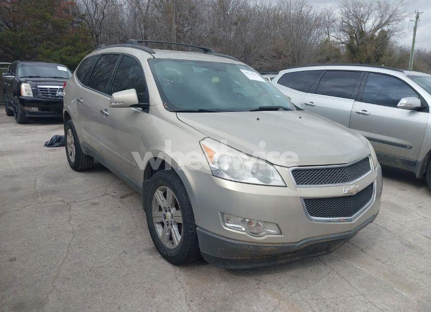 2011 Chevrolet Traverse 2LT (VIN 1GNKRJED0BJ185526) main photo