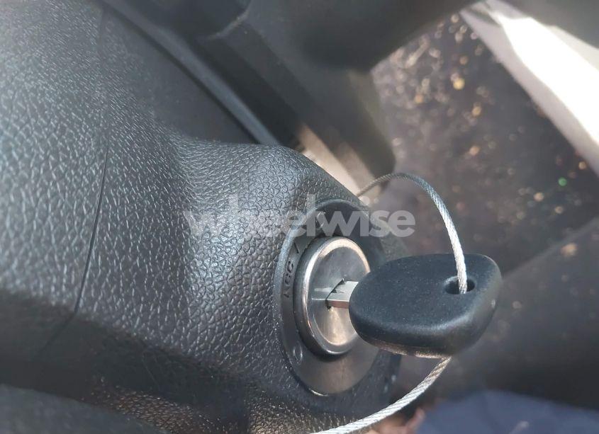 Photo 11 of 2011 Chevrolet Traverse 2LT (VIN 1GNKRJED0BJ185526)