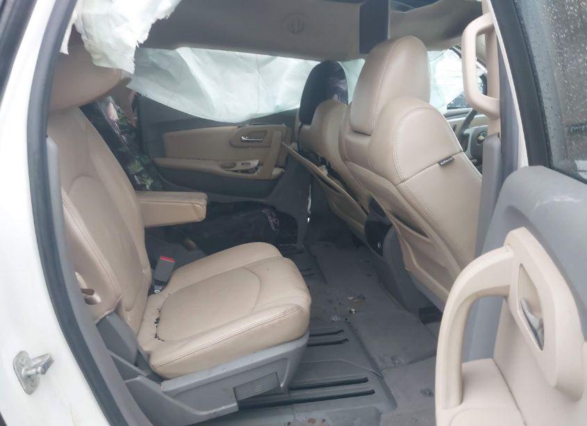 Photo 8 of 2011 Chevrolet Traverse 2LT (VIN 1GNKRJED0BJ185669)