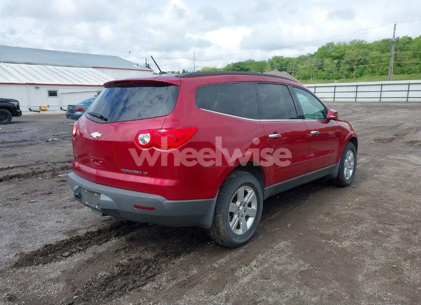 Photo 4 of 2012 Chevrolet Traverse 2LT (VIN 1GNKRJED0CJ277141)