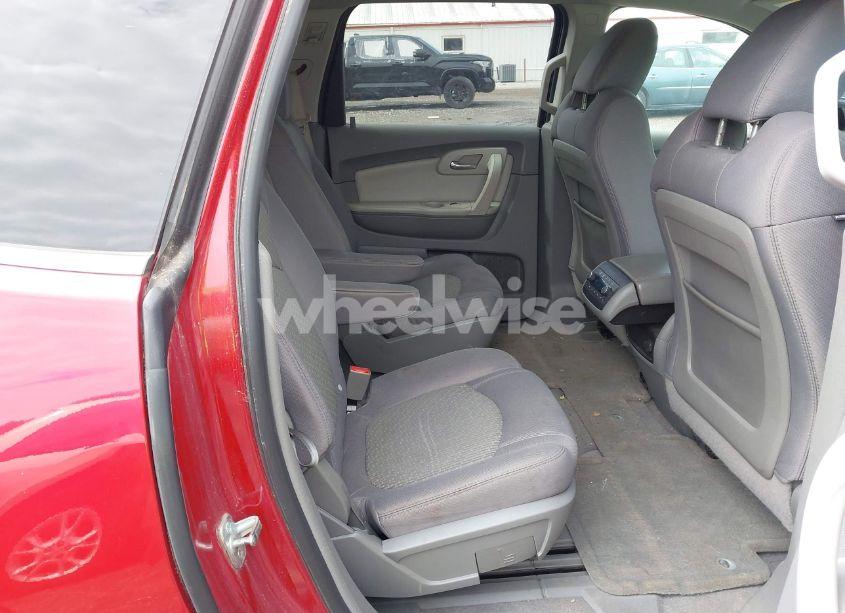 Photo 8 of 2012 Chevrolet Traverse 2LT (VIN 1GNKRJED0CJ277141)