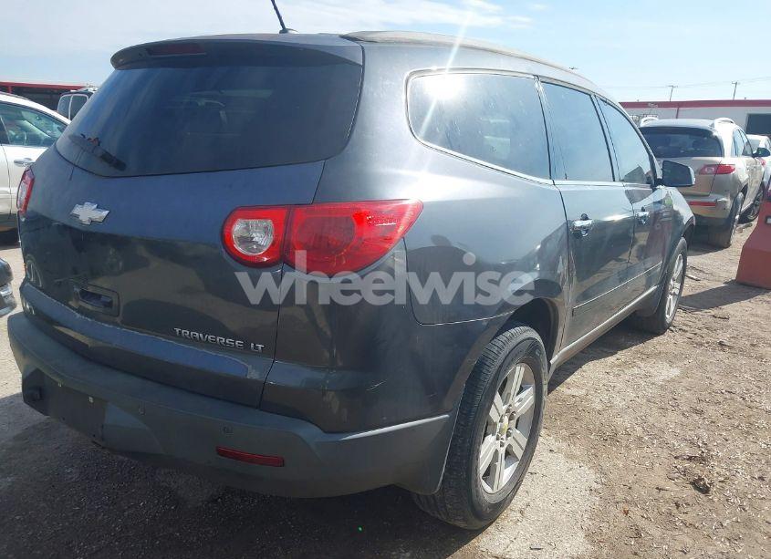 Photo 4 of 2011 Chevrolet Traverse 2LT (VIN 1GNKRJED1BJ197362)