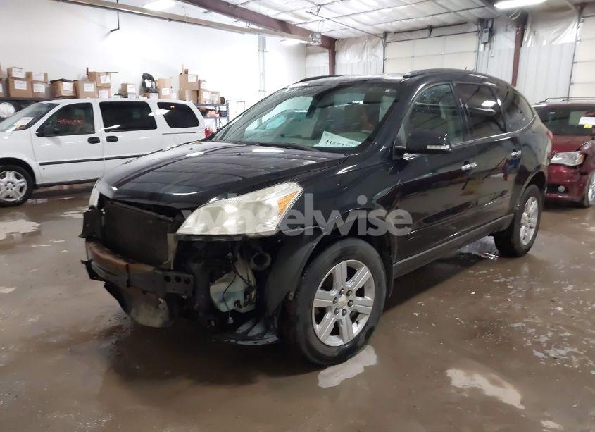 Photo 2 of 2011 Chevrolet Traverse 2LT (VIN 1GNKRJED1BJ251372)