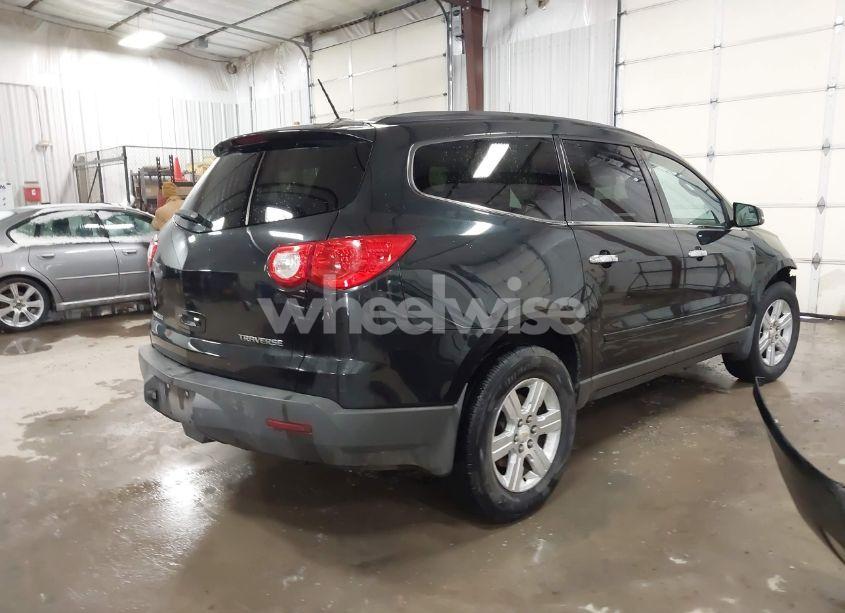 Photo 4 of 2011 Chevrolet Traverse 2LT (VIN 1GNKRJED1BJ251372)