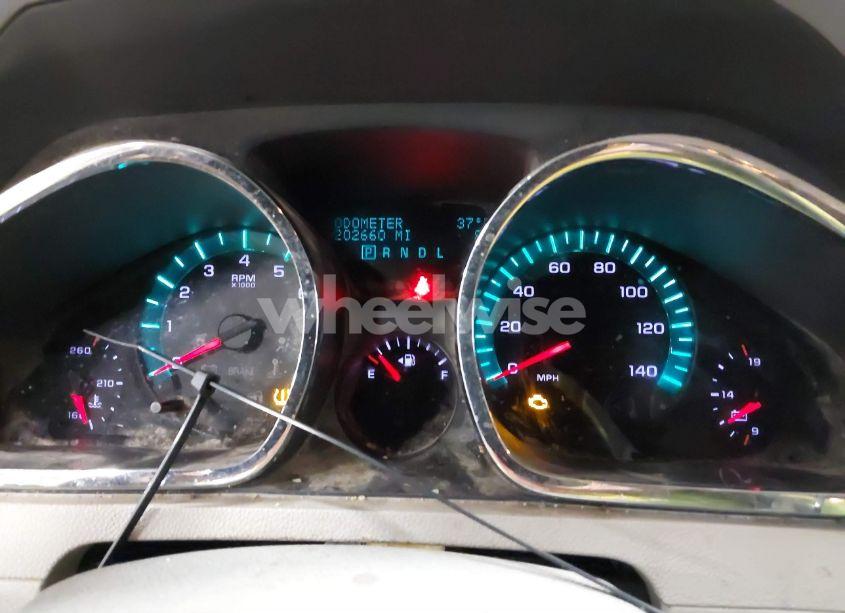 Photo 7 of 2011 Chevrolet Traverse 2LT (VIN 1GNKRJED1BJ251372)