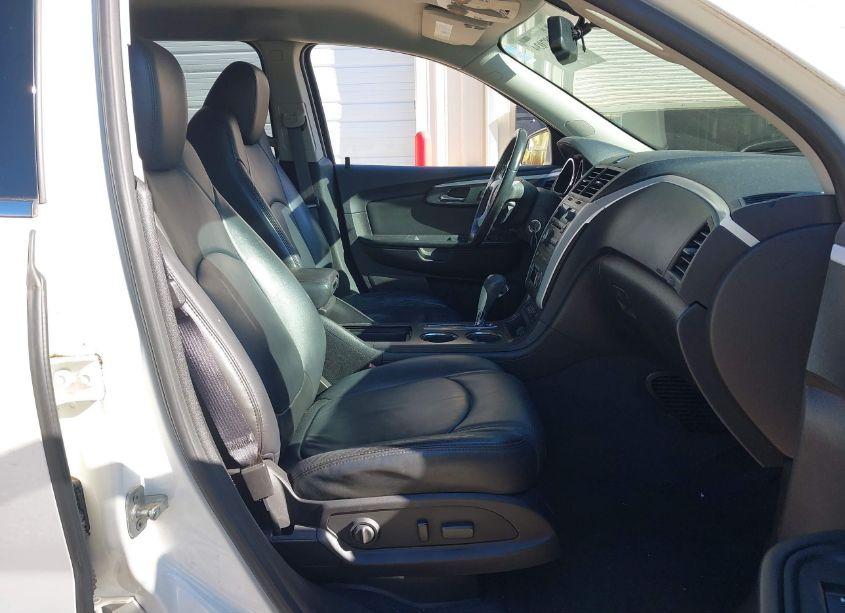 Photo 5 of 2012 Chevrolet Traverse 2LT (VIN 1GNKRJED1CJ156876)