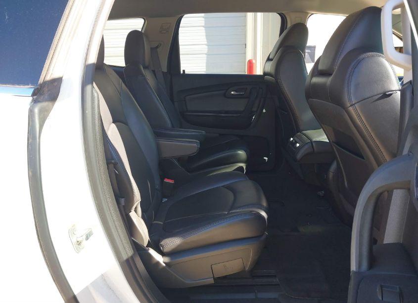 Photo 8 of 2012 Chevrolet Traverse 2LT (VIN 1GNKRJED1CJ156876)