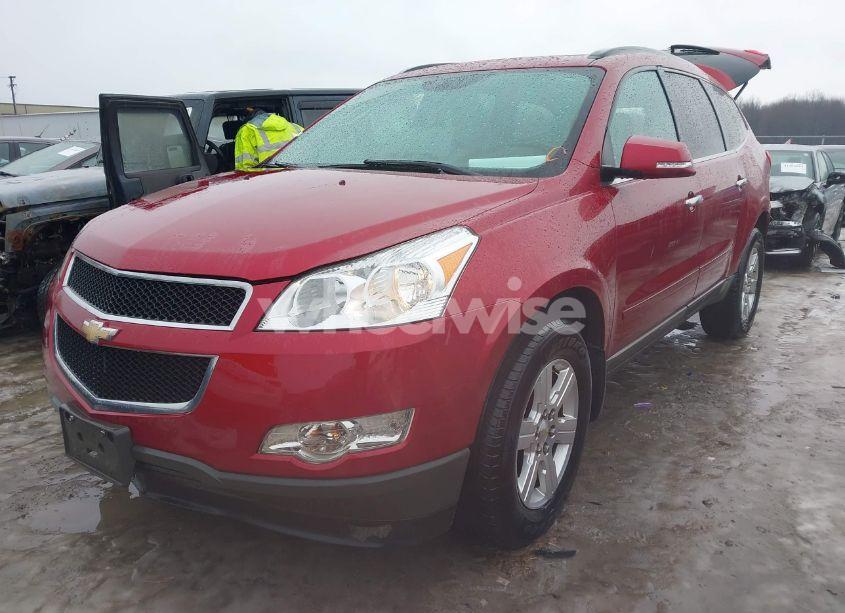 Photo 2 of 2012 Chevrolet Traverse 2LT (VIN 1GNKRJED1CJ286432)