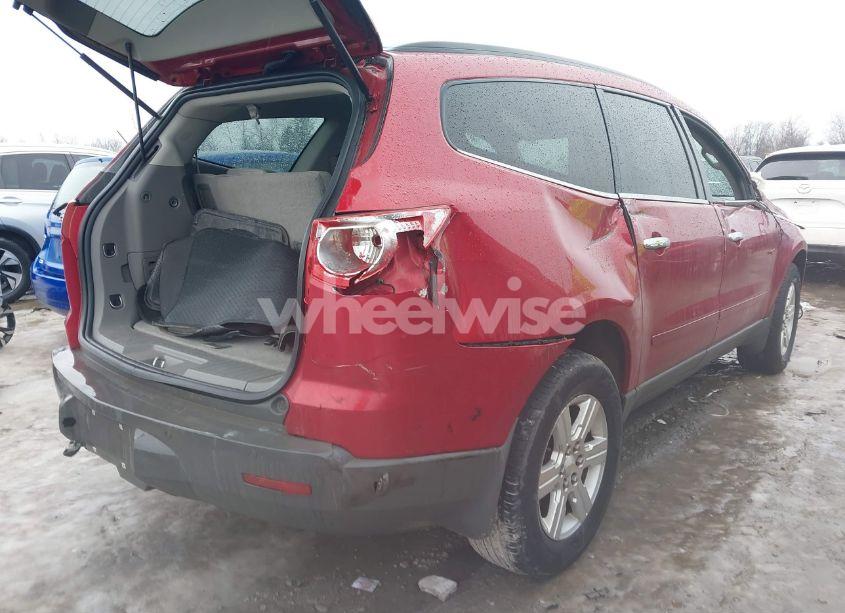 Photo 4 of 2012 Chevrolet Traverse 2LT (VIN 1GNKRJED1CJ286432)