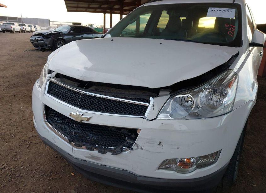 Photo 6 of 2011 Chevrolet Traverse 2LT (VIN 1GNKRJED2BJ226853)