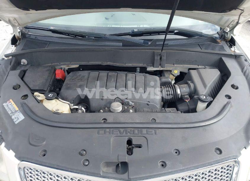 Photo 10 of 2011 Chevrolet Traverse 2LT (VIN 1GNKRJED2BJ392208)