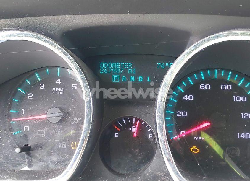 Photo 7 of 2012 Chevrolet Traverse 2LT (VIN 1GNKRJED2CJ372042)