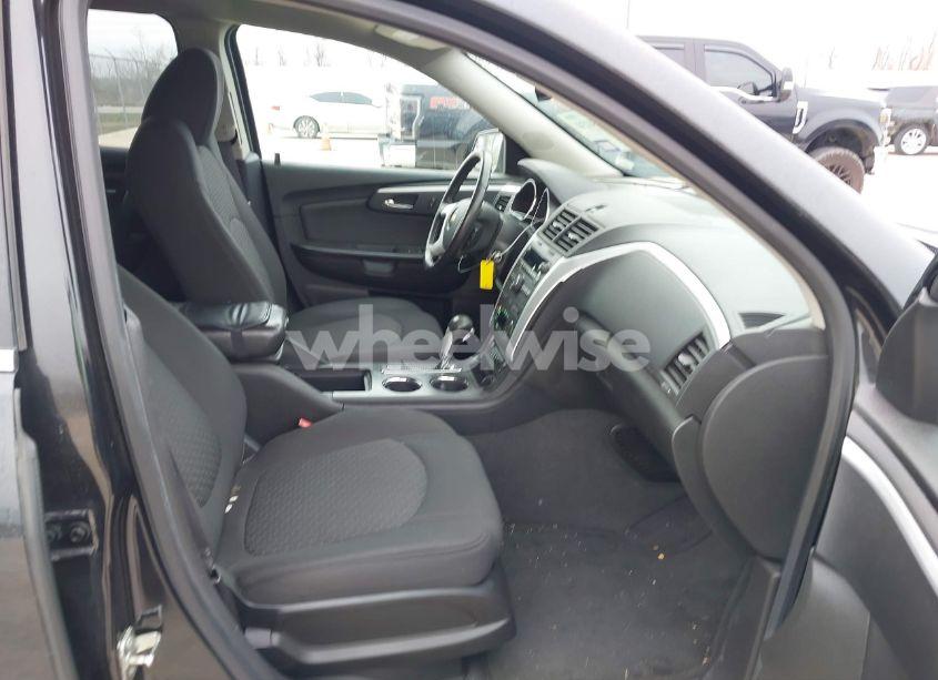 Photo 5 of 2012 Chevrolet Traverse 2LT (VIN 1GNKRJED3CJ125239)