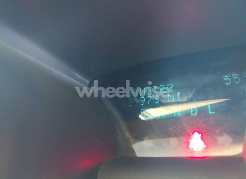 Photo 7 of 2011 Chevrolet Traverse 2LT (VIN 1GNKRJED4BJ184914)