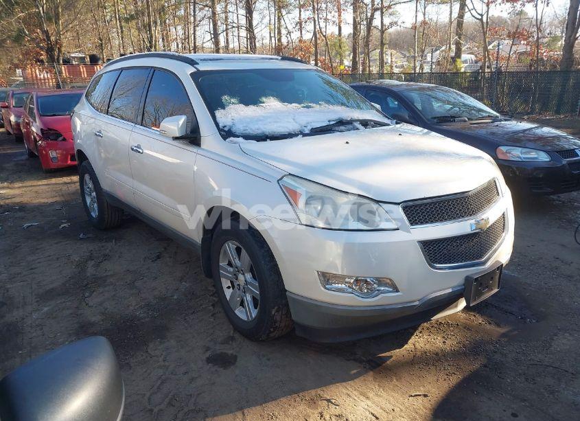 2011 Chevrolet Traverse 2LT (VIN 1GNKRJED4BJ317137) main photo