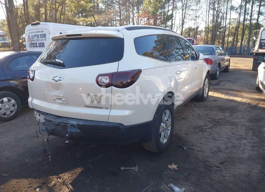 Photo 4 of 2011 Chevrolet Traverse 2LT (VIN 1GNKRJED4BJ317137)