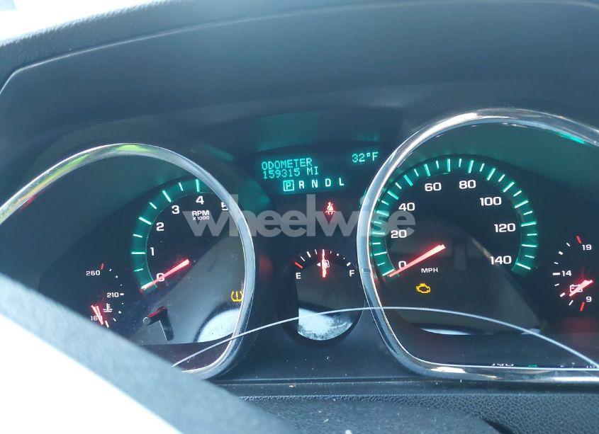 Photo 7 of 2011 Chevrolet Traverse 2LT (VIN 1GNKRJED4BJ317137)