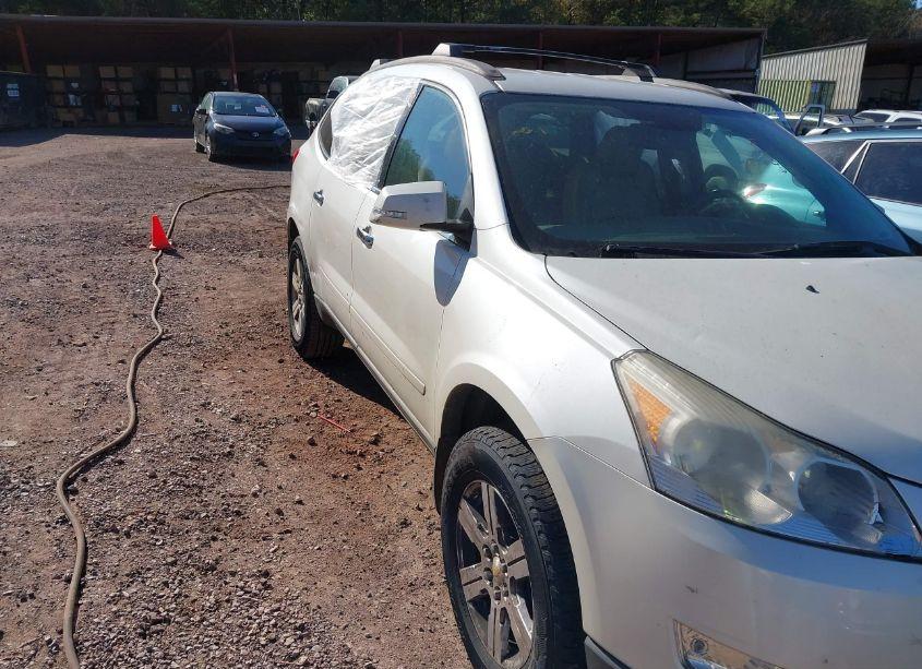 Photo 6 of 2012 Chevrolet Traverse 2LT (VIN 1GNKRJED4CJ373158)