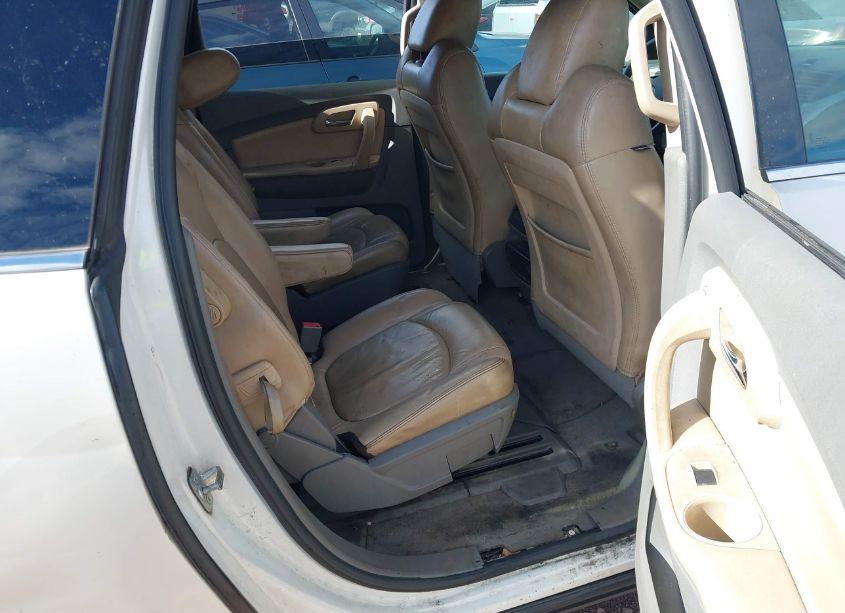 Photo 8 of 2012 Chevrolet Traverse 2LT (VIN 1GNKRJED4CJ373158)