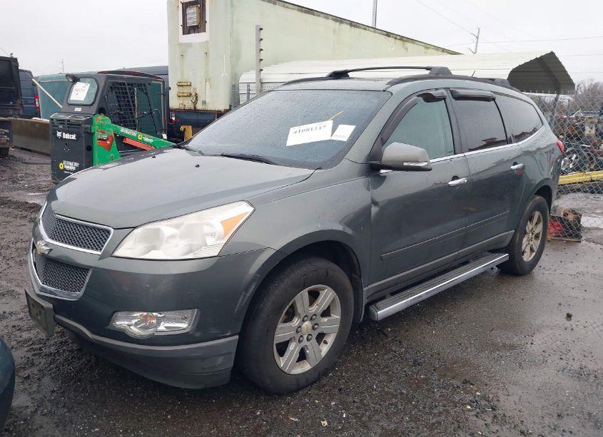 Photo 2 of 2011 Chevrolet Traverse 2LT (VIN 1GNKRJED5BJ144776)