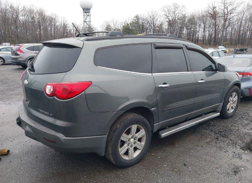 Photo 4 of 2011 Chevrolet Traverse 2LT (VIN 1GNKRJED5BJ144776)