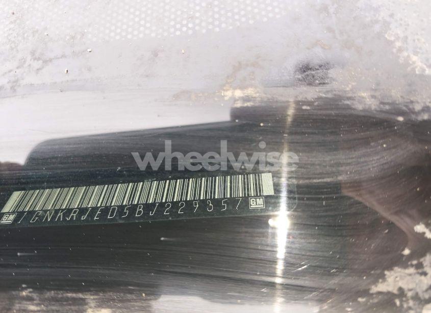 Photo 9 of 2011 Chevrolet Traverse 2LT (VIN 1GNKRJED5BJ229357)