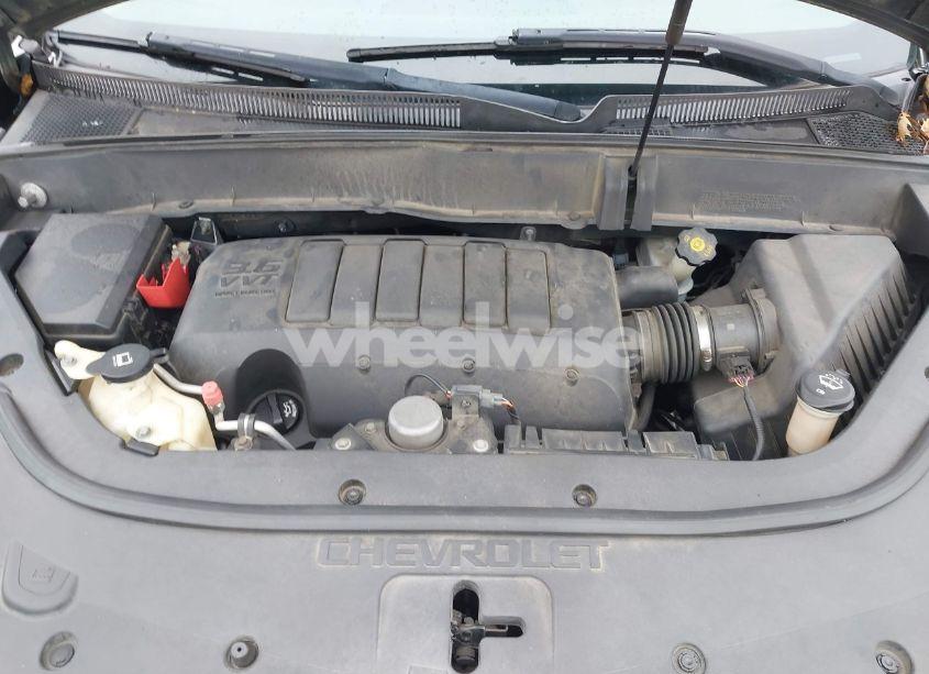 Photo 10 of 2011 Chevrolet Traverse 2LT (VIN 1GNKRJED5BJ355458)