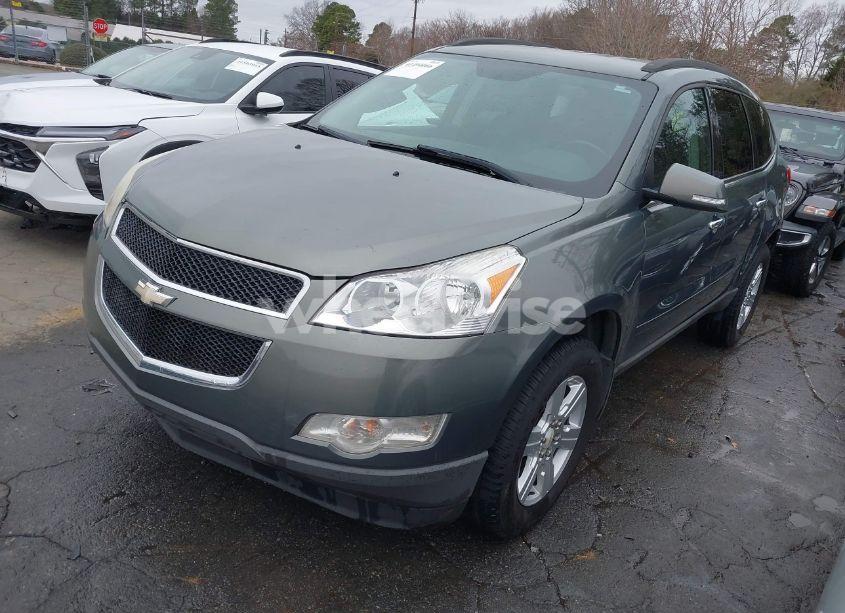 Photo 2 of 2011 Chevrolet Traverse 2LT (VIN 1GNKRJED5BJ355458)