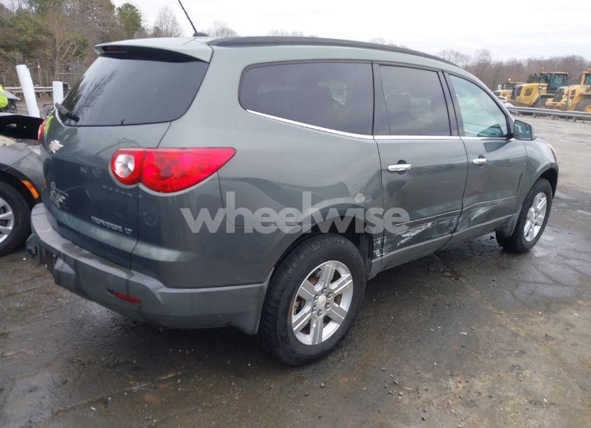 Photo 4 of 2011 Chevrolet Traverse 2LT (VIN 1GNKRJED5BJ355458)