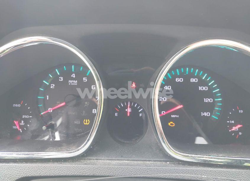 Photo 7 of 2011 Chevrolet Traverse 2LT (VIN 1GNKRJED5BJ355458)