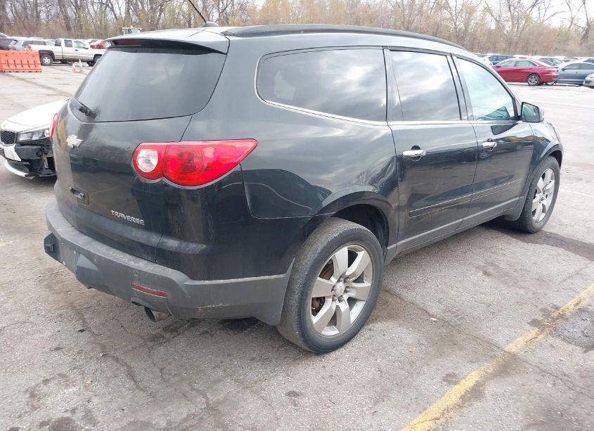 Photo 4 of 2011 Chevrolet Traverse 2LT (VIN 1GNKRJED5BJ355492)