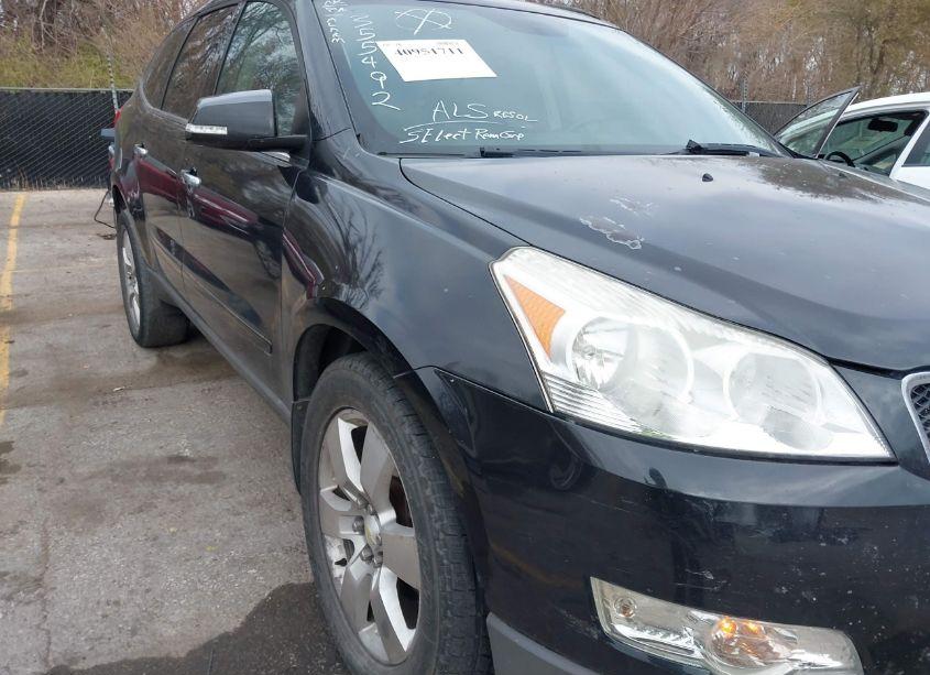 Photo 6 of 2011 Chevrolet Traverse 2LT (VIN 1GNKRJED5BJ355492)