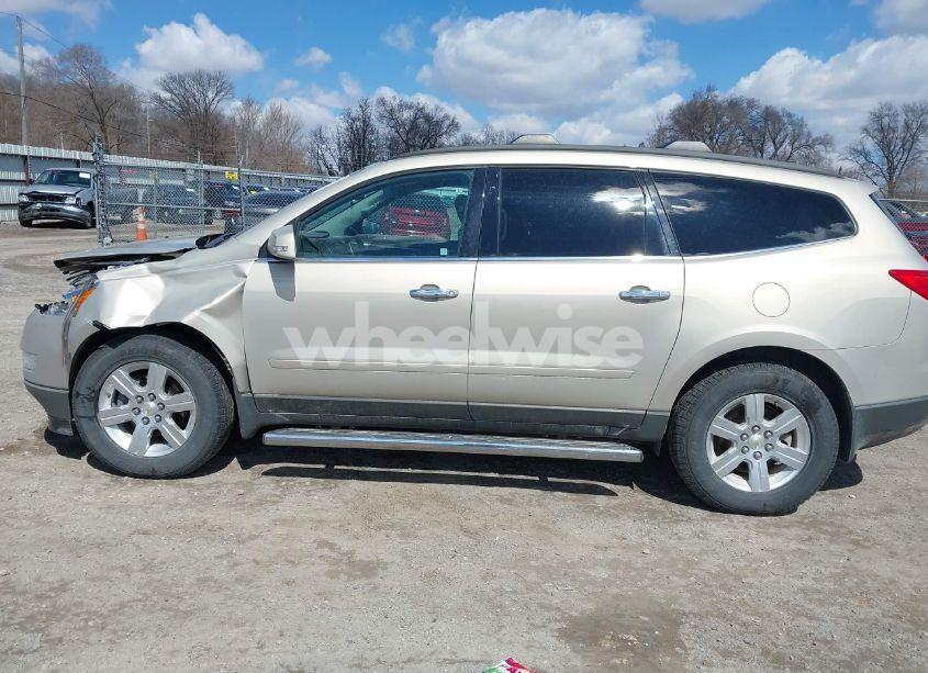 Photo 14 of 2012 Chevrolet Traverse 2LT (VIN 1GNKRJED5CJ286126)