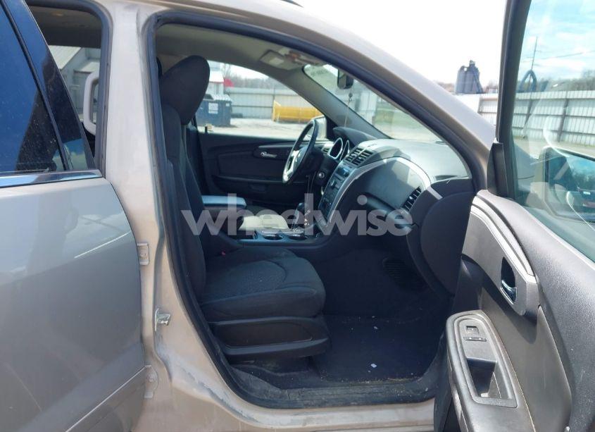 Photo 5 of 2012 Chevrolet Traverse 2LT (VIN 1GNKRJED5CJ286126)