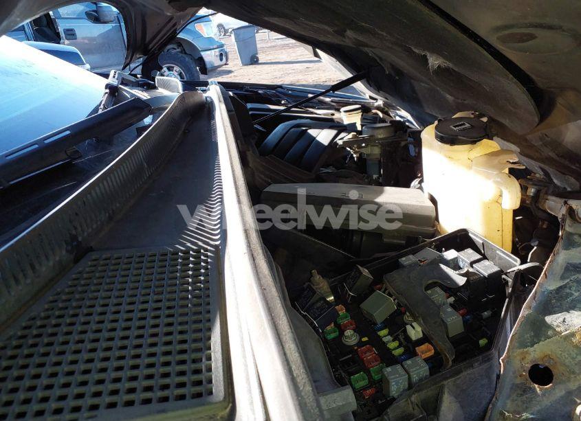 Photo 10 of 2011 Chevrolet Traverse 2LT (VIN 1GNKRJED6BJ217315)