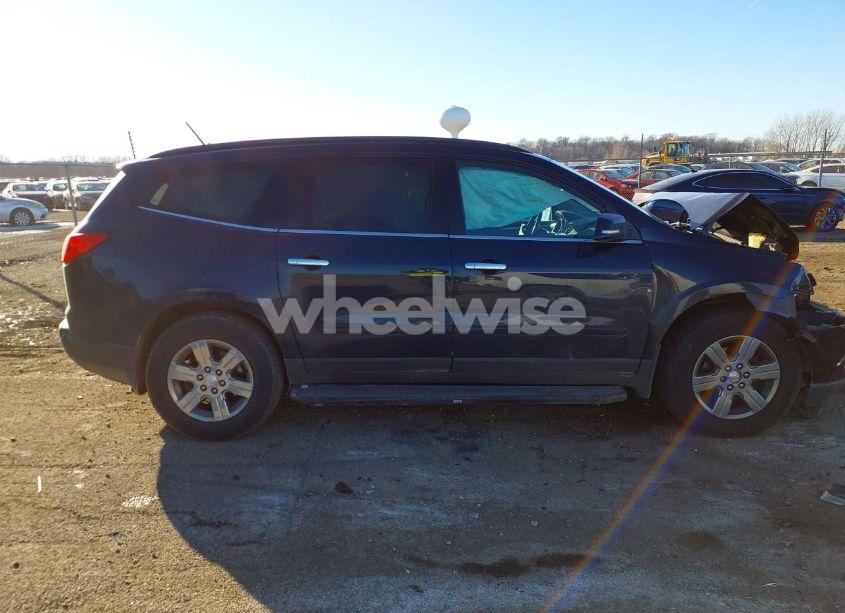 Photo 13 of 2011 Chevrolet Traverse 2LT (VIN 1GNKRJED6BJ217315)