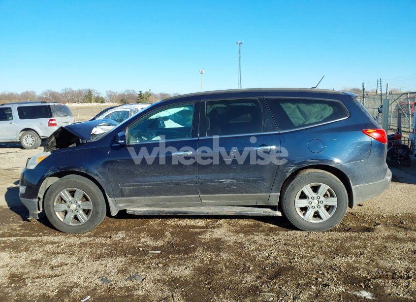 Photo 14 of 2011 Chevrolet Traverse 2LT (VIN 1GNKRJED6BJ217315)