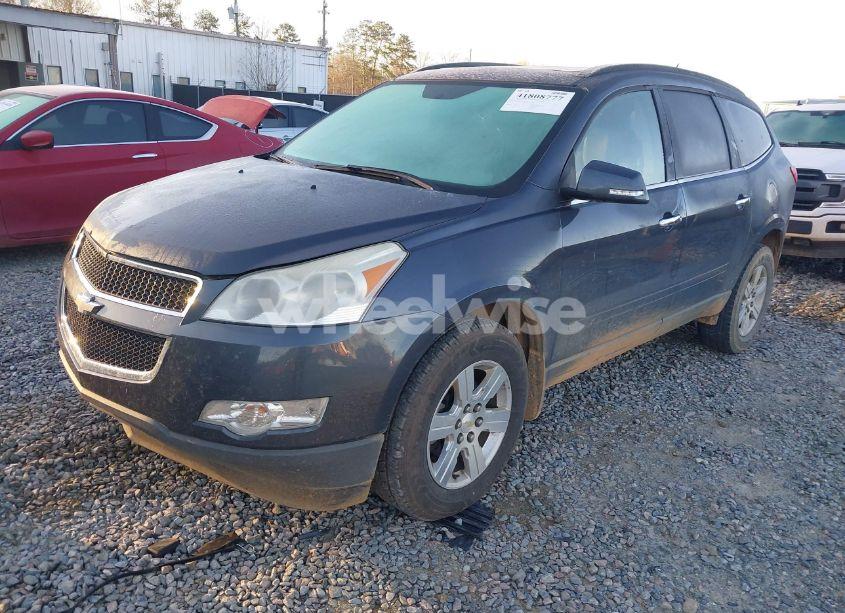 Photo 2 of 2012 Chevrolet Traverse 2LT (VIN 1GNKRJED6CJ347242)