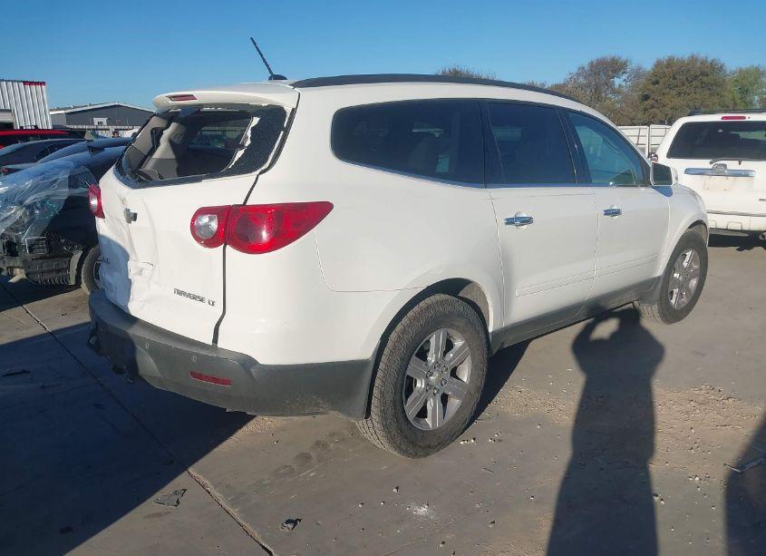Photo 4 of 2011 Chevrolet Traverse 2LT (VIN 1GNKRJED7BJ221017)