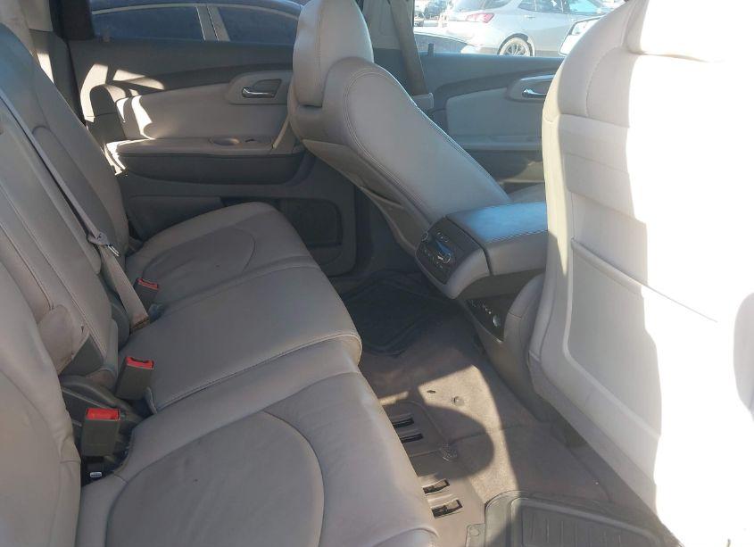 Photo 8 of 2011 Chevrolet Traverse 2LT (VIN 1GNKRJED7BJ221017)