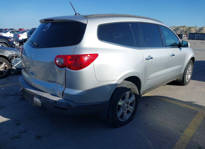 Photo 4 of 2012 Chevrolet Traverse 2LT (VIN 1GNKRJED7CJ115538)