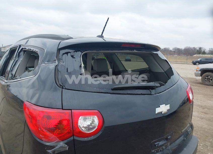 Photo 12 of 2011 Chevrolet Traverse 2LT (VIN 1GNKRJED8BJ336581)