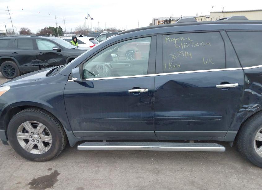 Photo 14 of 2012 Chevrolet Traverse 2LT (VIN 1GNKRJED8CJ367914)