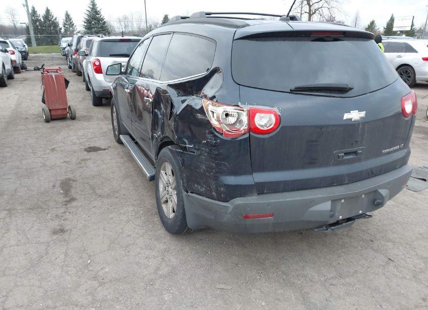 Photo 3 of 2012 Chevrolet Traverse 2LT (VIN 1GNKRJED8CJ367914)